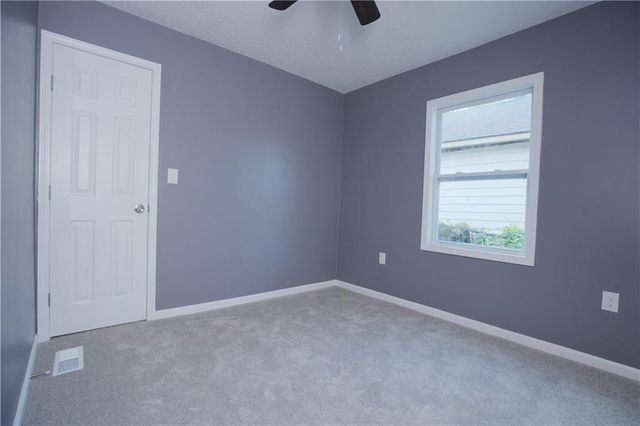 2722 Raytown Road, Kansas City, MO 64128