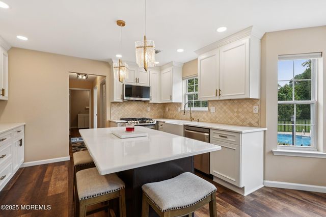 3 Macintosh Court, Jackson, NJ 08527