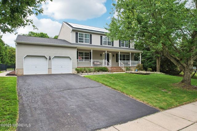 3 Macintosh Court, Jackson, NJ 08527