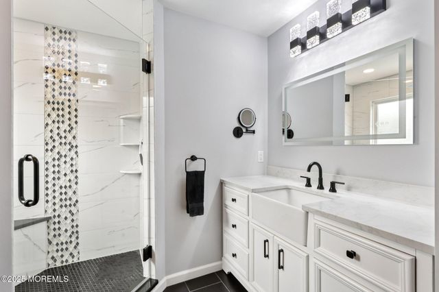 3 Macintosh Court, Jackson, NJ 08527