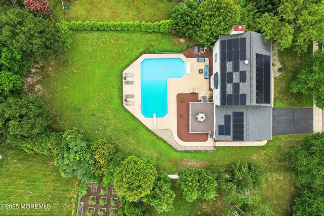 3 Macintosh Court, Jackson, NJ 08527