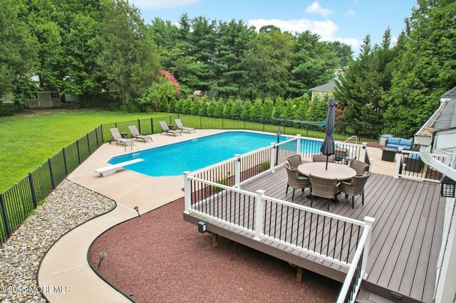 3 Macintosh Court, Jackson, NJ 08527