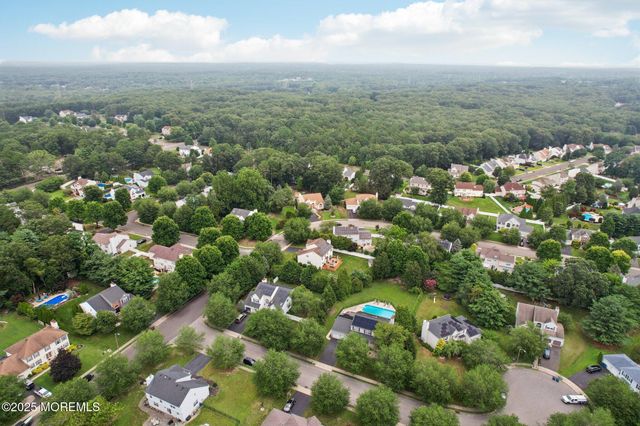 3 Macintosh Court, Jackson, NJ 08527