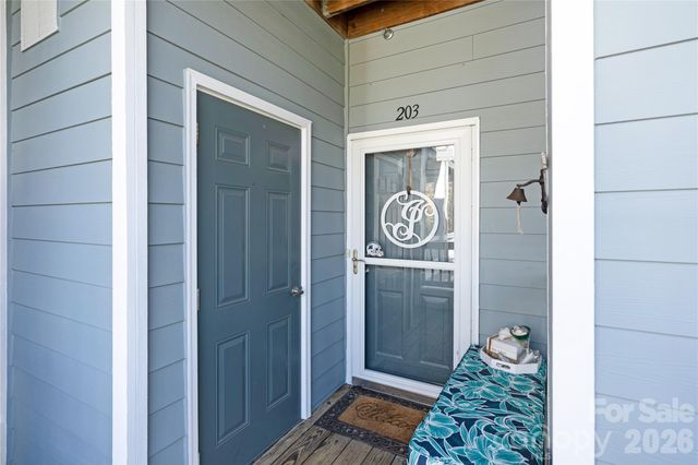 18736 Nautical Drive 203, Cornelius, NC 28031