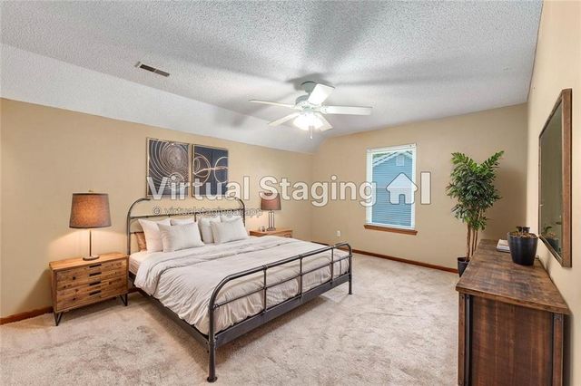 604 Hawthorne Place, Liberty, MO 64068