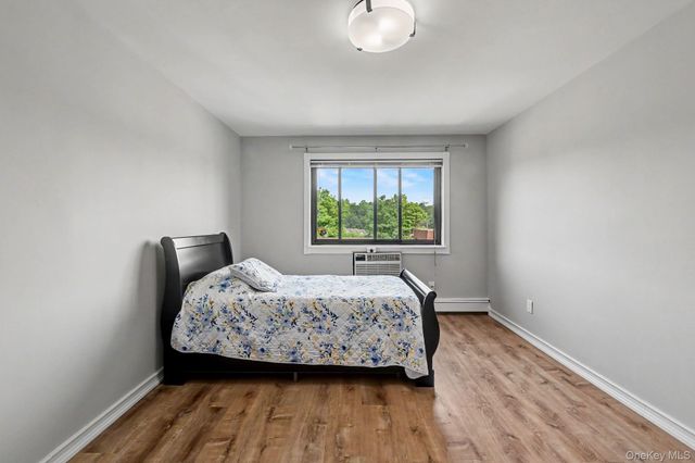 352 Central Park Avenue D11, Scarsdale, NY 10583