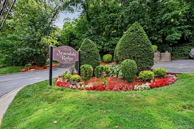 352 Central Park Avenue D11, Scarsdale, NY 10583