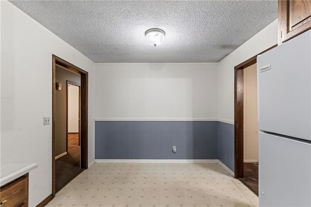 8029 Yecker Avenue, Kansas City, KS 66109