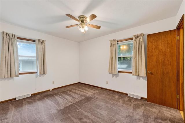 8029 Yecker Avenue, Kansas City, KS 66109