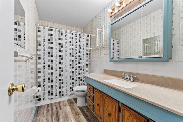 8029 Yecker Avenue, Kansas City, KS 66109