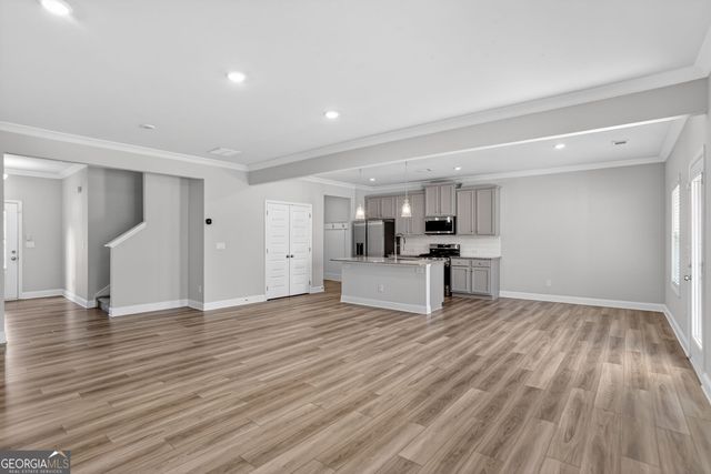 4211 Portsbrook Avenue, Snellville, GA 30039