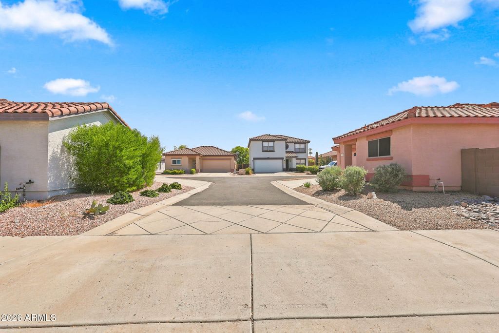 731 E ROSE MARIE Lane, Phoenix, AZ 85022 — photo 4