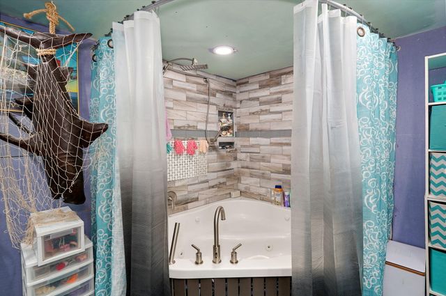 329 Douglas Fir Road, Ozark, MO 65721