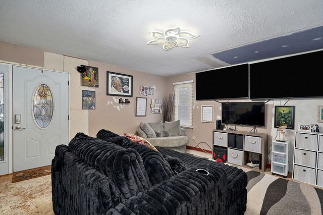 329 Douglas Fir Road, Ozark, MO 65721