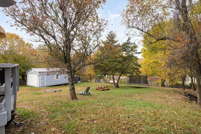 329 Douglas Fir Road, Ozark, MO 65721