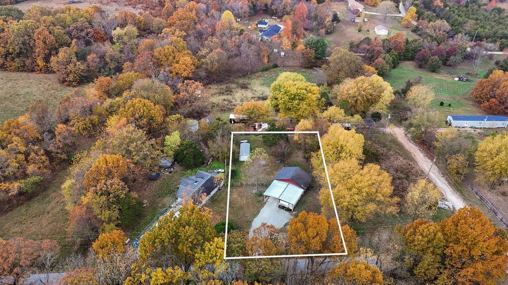 329 Douglas Fir Road, Ozark, MO 65721