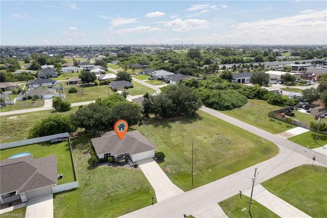 459 NE 3rd AVE, Cape Coral, FL 33909