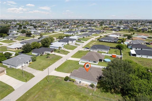 459 NE 3rd AVE, Cape Coral, FL 33909