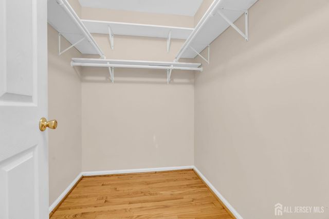 8 Edith Drive, Franklin Twsp, NJ 07416
