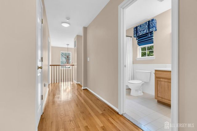 8 Edith Drive, Franklin Twsp, NJ 07416