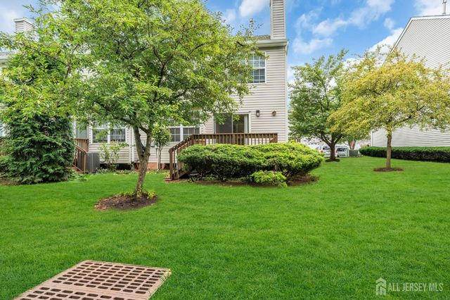 8 Edith Drive, Franklin Twsp, NJ 07416