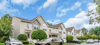 8 Edith Drive, Franklin Twsp, NJ 07416