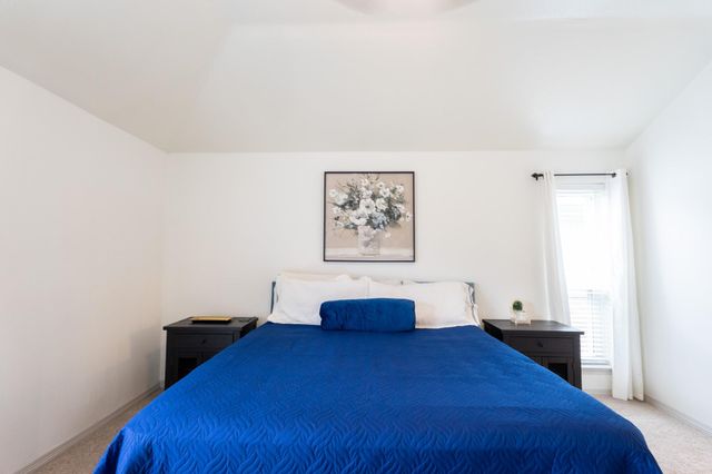 16039 Surrey Woods Drive, Friendswood, TX 77546