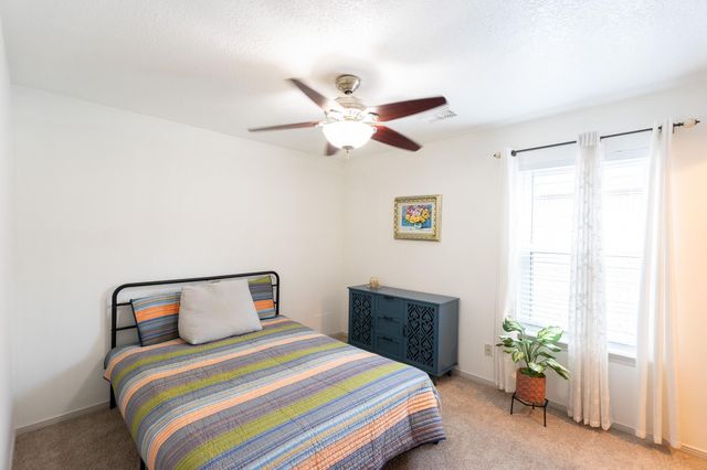 16039 Surrey Woods Drive, Friendswood, TX 77546