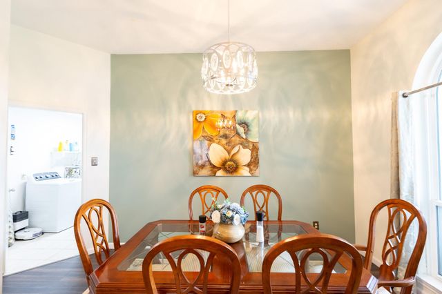 16039 Surrey Woods Drive, Friendswood, TX 77546