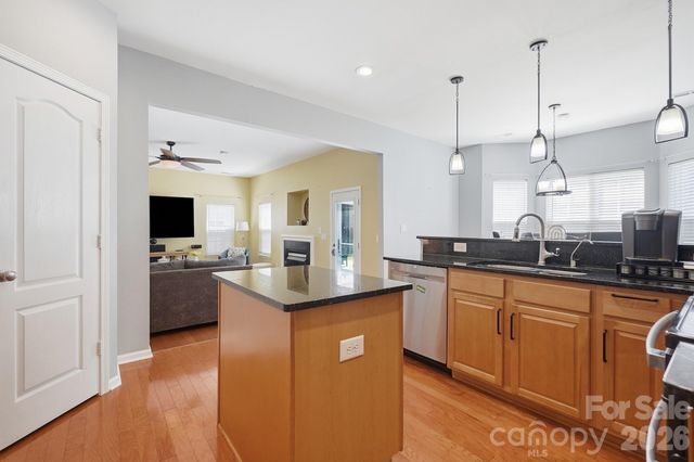 15320 Edgewater Forest Lane, Charlotte, NC 28278