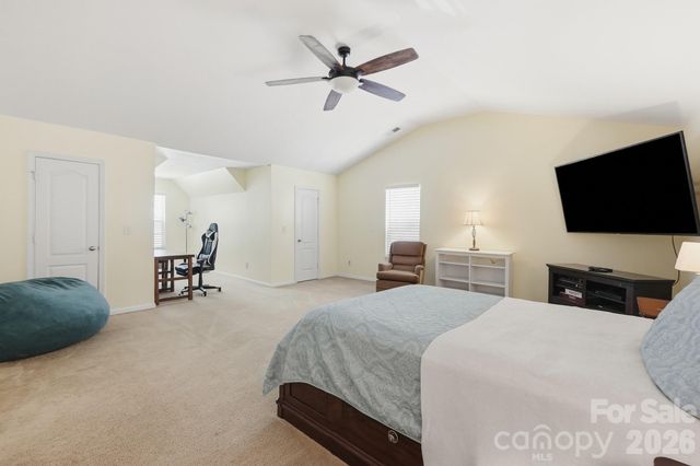 15320 Edgewater Forest Lane, Charlotte, NC 28278