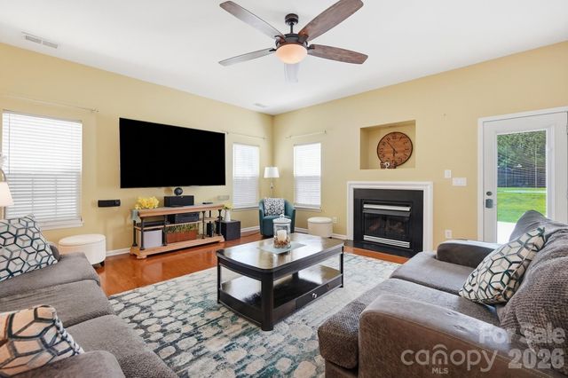 15320 Edgewater Forest Lane, Charlotte, NC 28278
