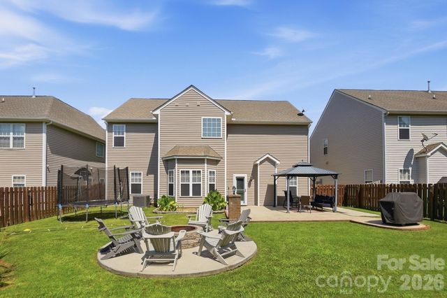 15320 Edgewater Forest Lane, Charlotte, NC 28278