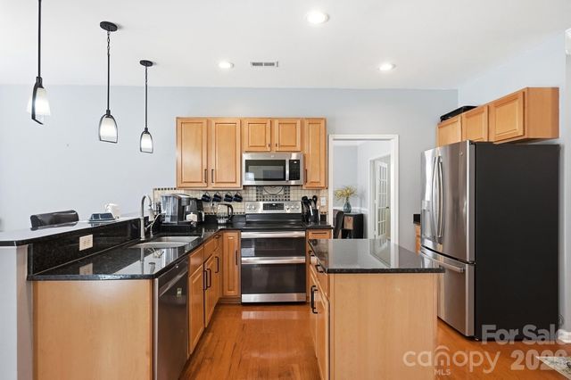 15320 Edgewater Forest Lane, Charlotte, NC 28278