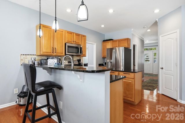15320 Edgewater Forest Lane, Charlotte, NC 28278