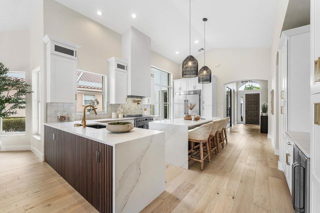 8198 Spyglass Drive, West Palm Beach, FL 33412