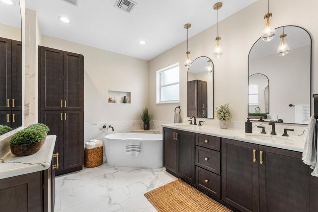 8198 Spyglass Drive, West Palm Beach, FL 33412