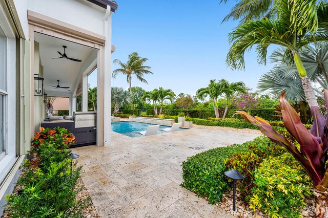 8198 Spyglass Drive, West Palm Beach, FL 33412