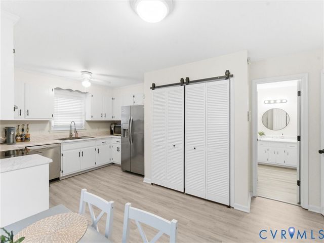 24204 Gloria Dr, Petersburg, VA 23803