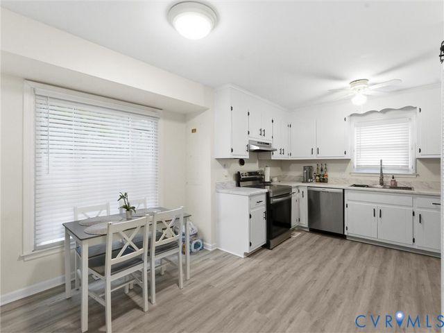 24204 Gloria Dr, Petersburg, VA 23803