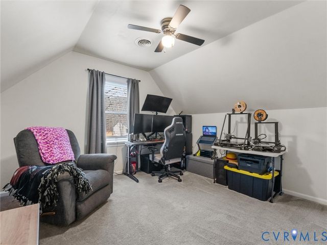 24204 Gloria Dr, Petersburg, VA 23803