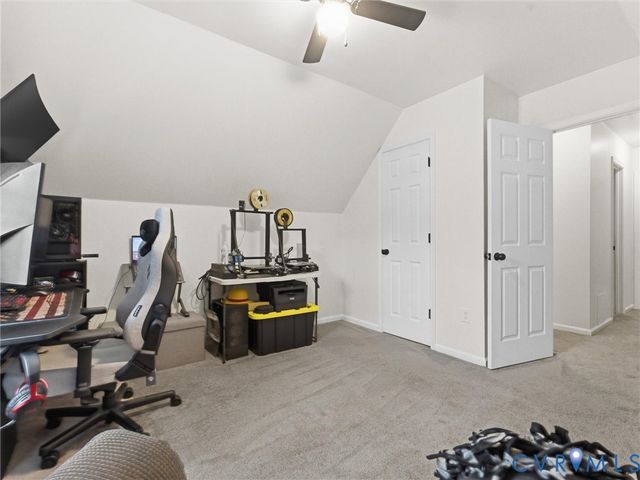 24204 Gloria Dr, Petersburg, VA 23803