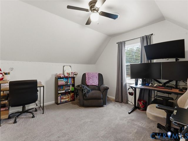 24204 Gloria Dr, Petersburg, VA 23803