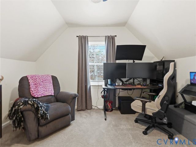 24204 Gloria Dr, Petersburg, VA 23803