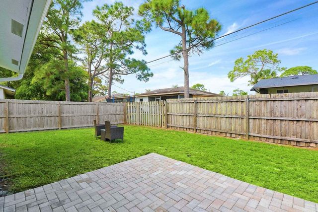 6029 Eberts Street, Jupiter, FL 33458
