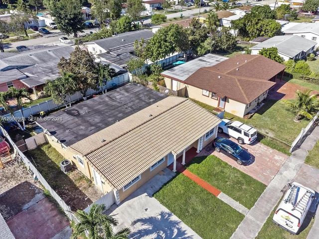 17200 NW 51st Place B, Miami Gardens, FL 33055