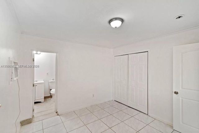 17200 NW 51st Place B, Miami Gardens, FL 33055
