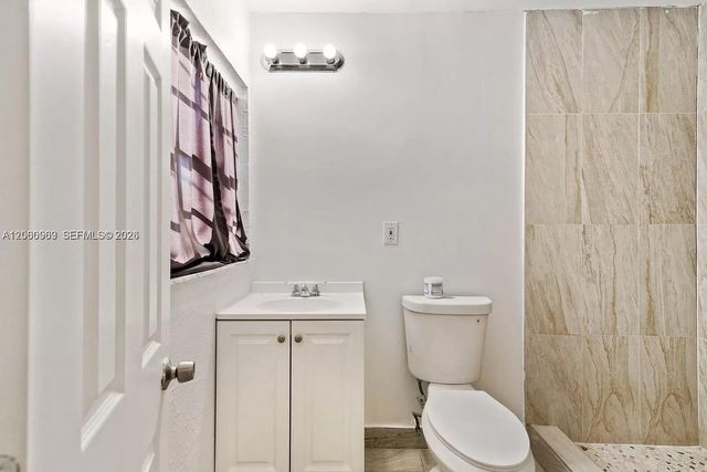 17200 NW 51st Place B, Miami Gardens, FL 33055