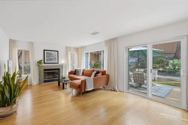 1843 Centennial Way, Escondido, CA 92026