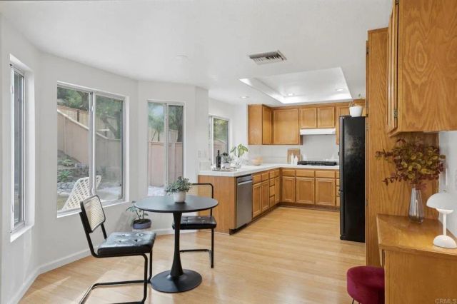 1843 Centennial Way, Escondido, CA 92026